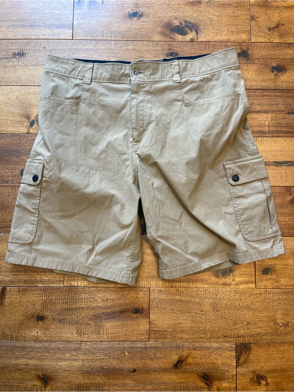 Orvis Men’s Voyager Cargo Short Khaki Beige Sz 36 Fishing Hiking Outdoor Stretch